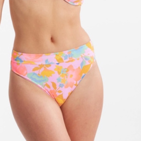 ☀️BILLABONG☀️ PICK ME UP PLUNGE MUL
PICK ME UP MAUI RIDE BIKINI SET - Picture 13 of 15